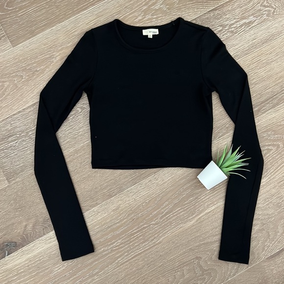 Aritzia Wilfred Free Georgia T-Shirt size xs - Picture 2 of 8